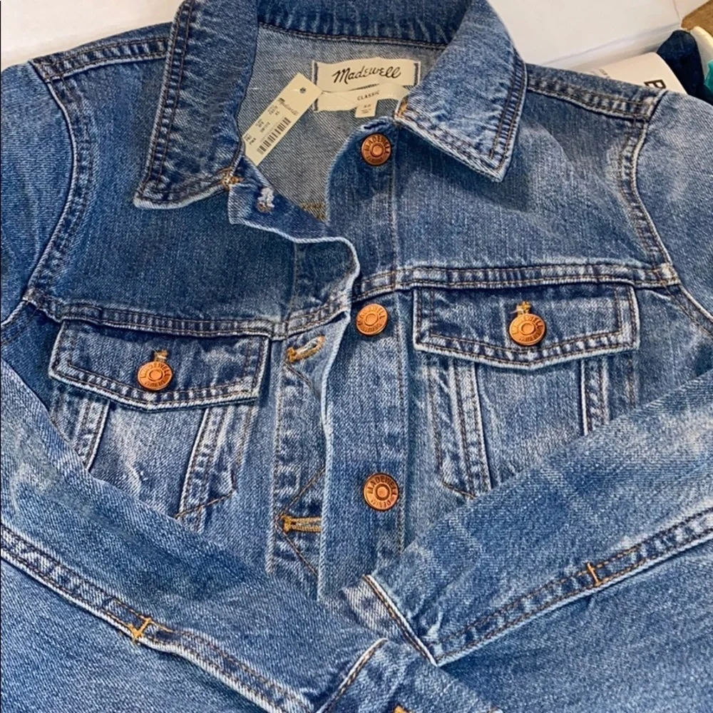 The Jean Jacket in‎ Pinter Wash - Picture 5 of 5